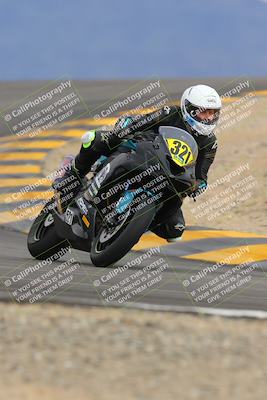 media/Jan-14-2023-SoCal Trackdays (Sat) [[497694156f]]/Turn 12 (120pm)/